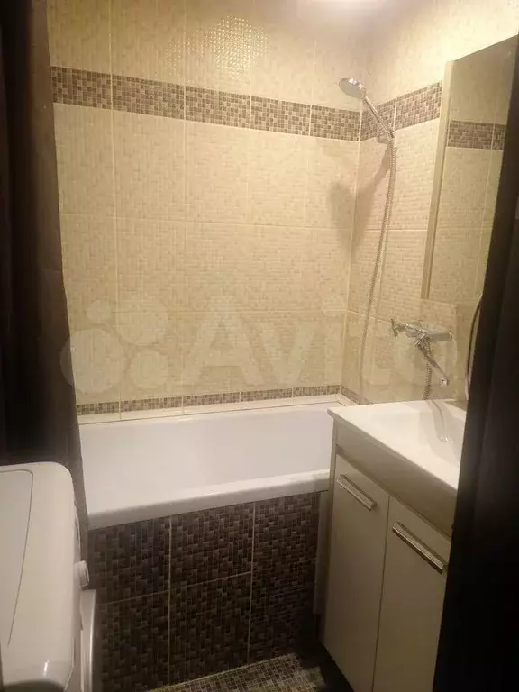 4-к. квартира, 77 м, 6/9 эт. - Фото 0