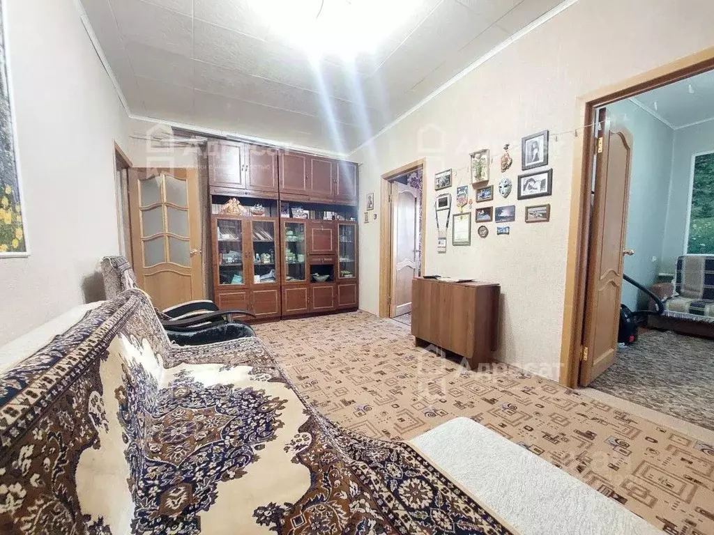 4-к кв. Волгоградская область, Волгоград ул. Героев Малой Земли, 38 ... - Фото 1