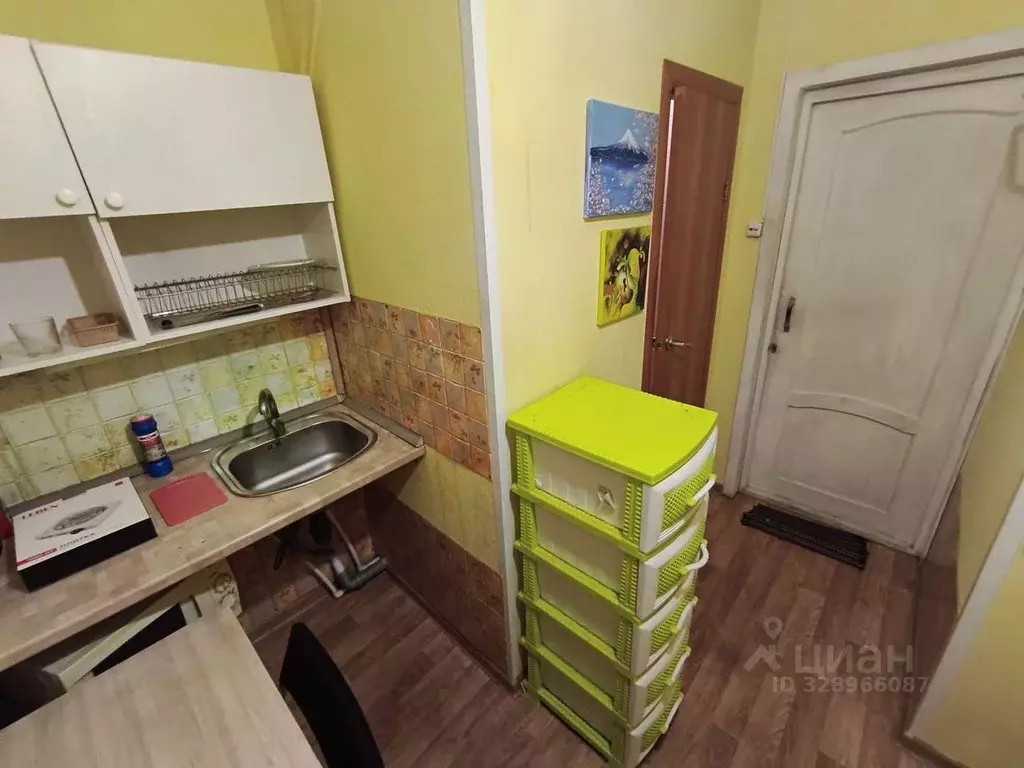 Студия Свердловская область, Екатеринбург ул. Малышева, 77 (12.0 м) - Фото 1