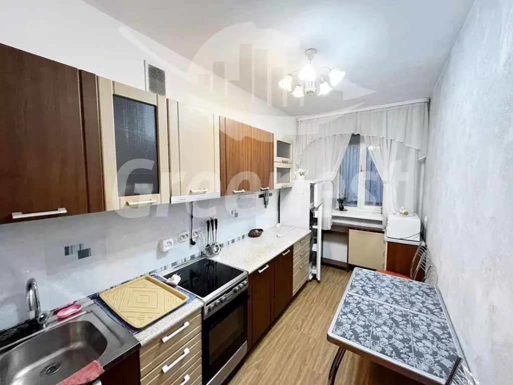 2-к кв. Иркутская область, Иркутск Радужный мкр, ул. Белобородова, 8/3 ... - Фото 0