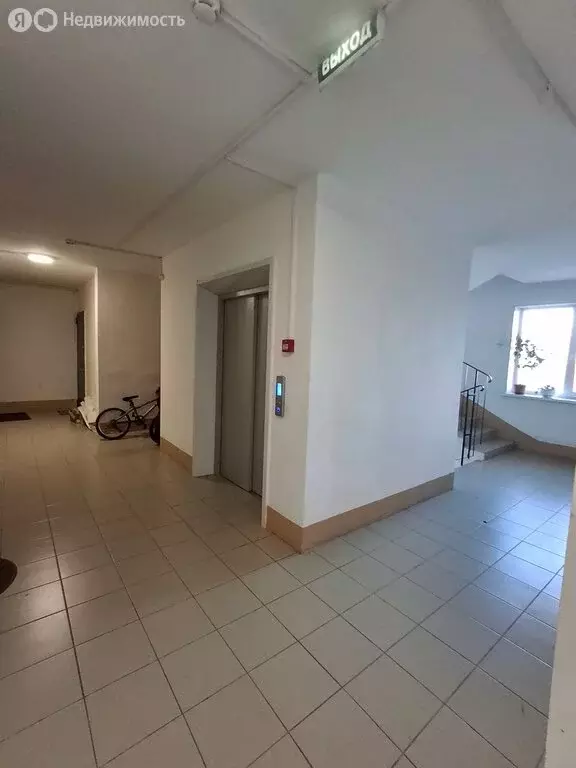 2-комнатная квартира: Уссурийск, Выгонная улица, 12 (61.6 м) - Фото 2