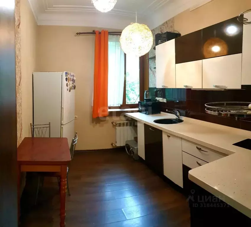 2-к кв. Приморский край, Владивосток Южно-Уральская ул., 31 (46.7 м) - Фото 1