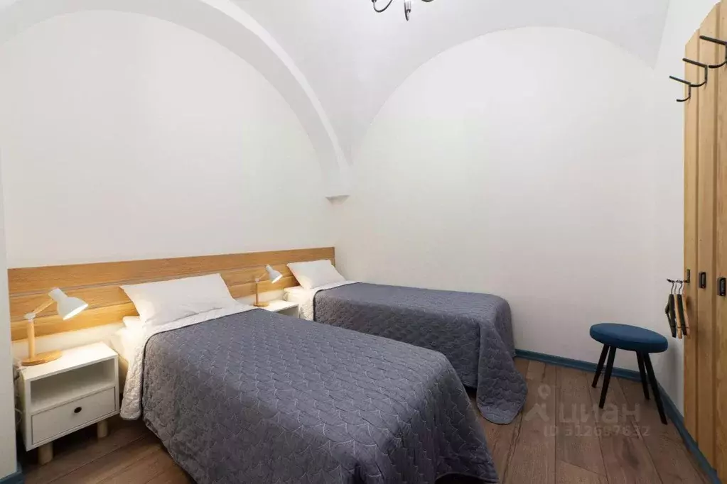 2-к кв. Санкт-Петербург Загородный просп., 37/70Д (27.0 м) - Фото 1