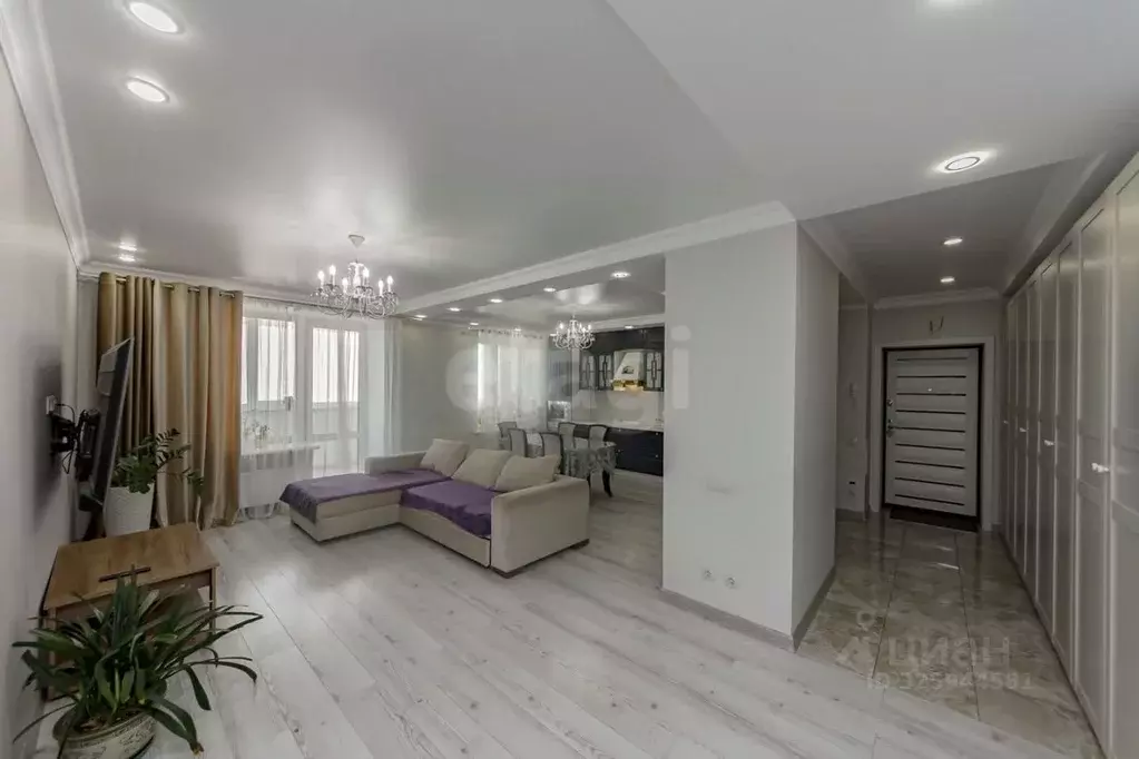 3-к кв. Тюменская область, Тюмень ул. Николая Федорова, 30 (120.0 м) - Фото 2