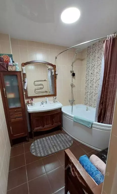 2-к кв. Саха (Якутия), Якутск 203-й мкр, 6 (83.0 м) - Фото 1
