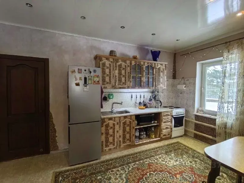 Дом в Омская область, Омск ул. 2-я Нагорная (100 м) - Фото 1