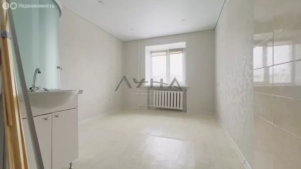 Квартира-студия: Набережные Челны, посёлок ГЭС, улица Гидростроителей, ... - Фото 1