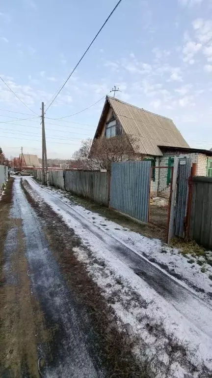 Дом в Курганская область, Курган Автомобилист СНТ, ул. Абрикосовая, ... - Фото 0