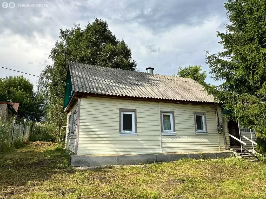 Дом в Орловский муниципальный округ, деревня Дмитровка, Центральная ... - Фото 0