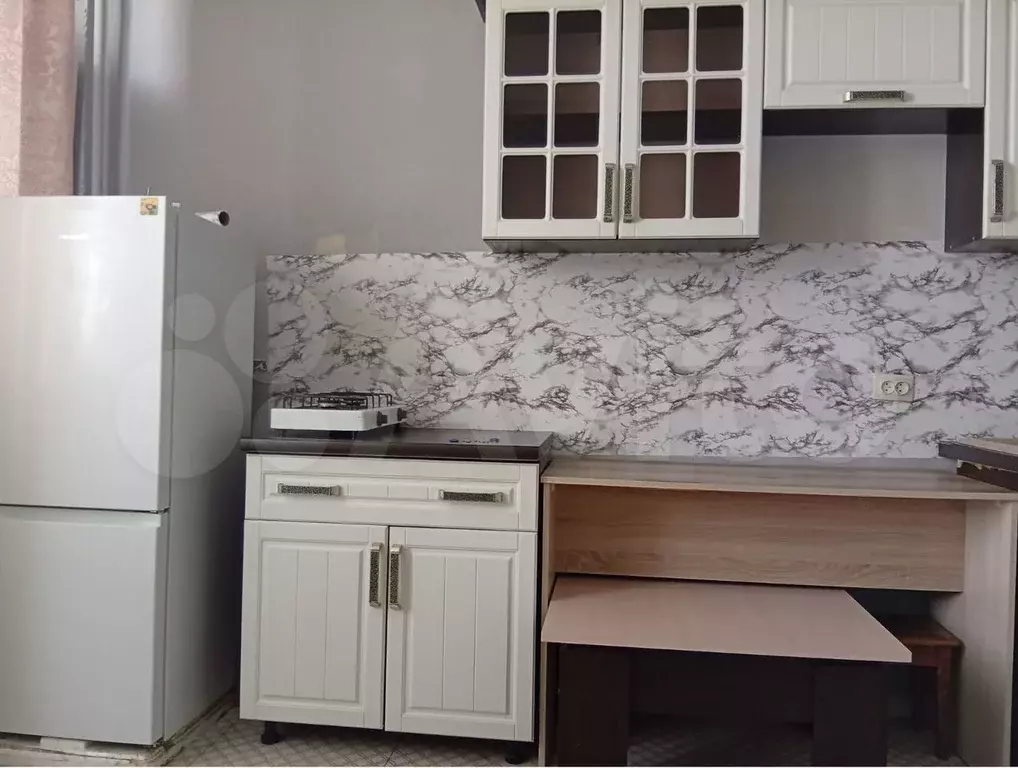 2-к. квартира, 50 м, 1/10 эт. - Фото 0