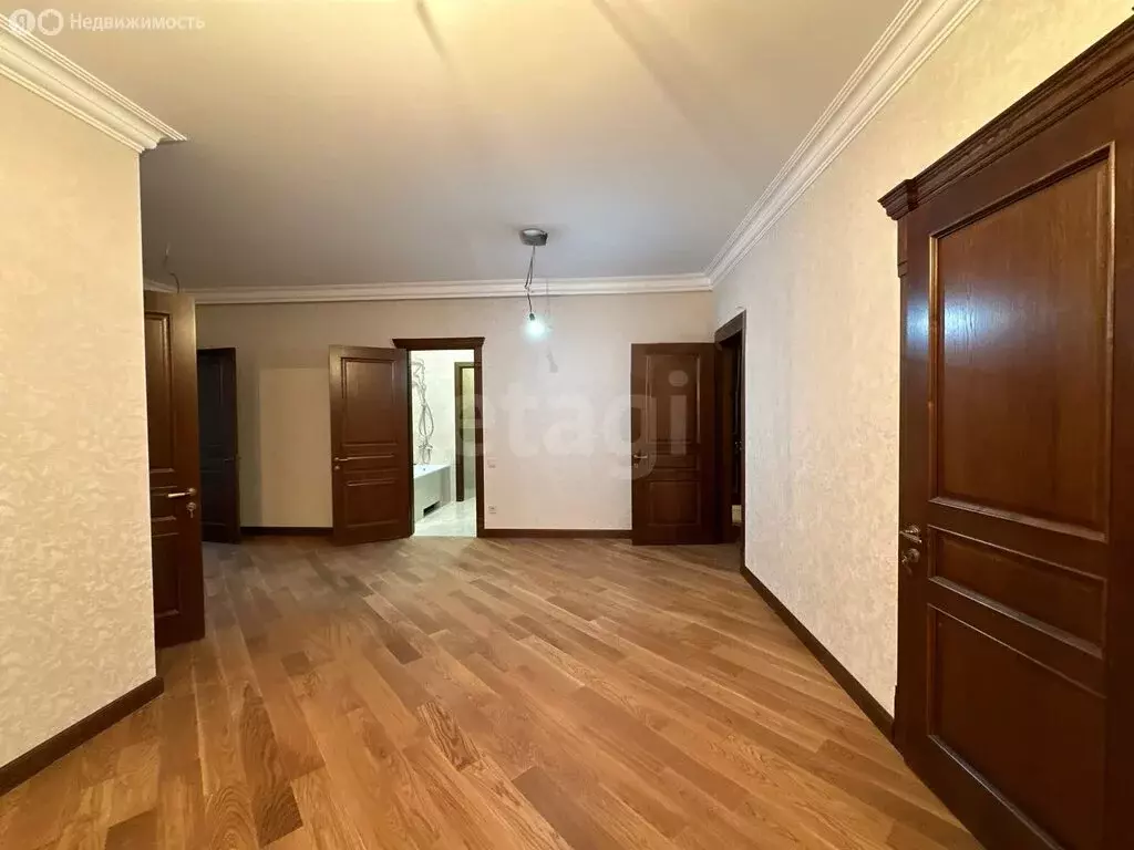 3-комнатная квартира: Махачкала, проспект Петра I, 95 (150 м) - Фото 2