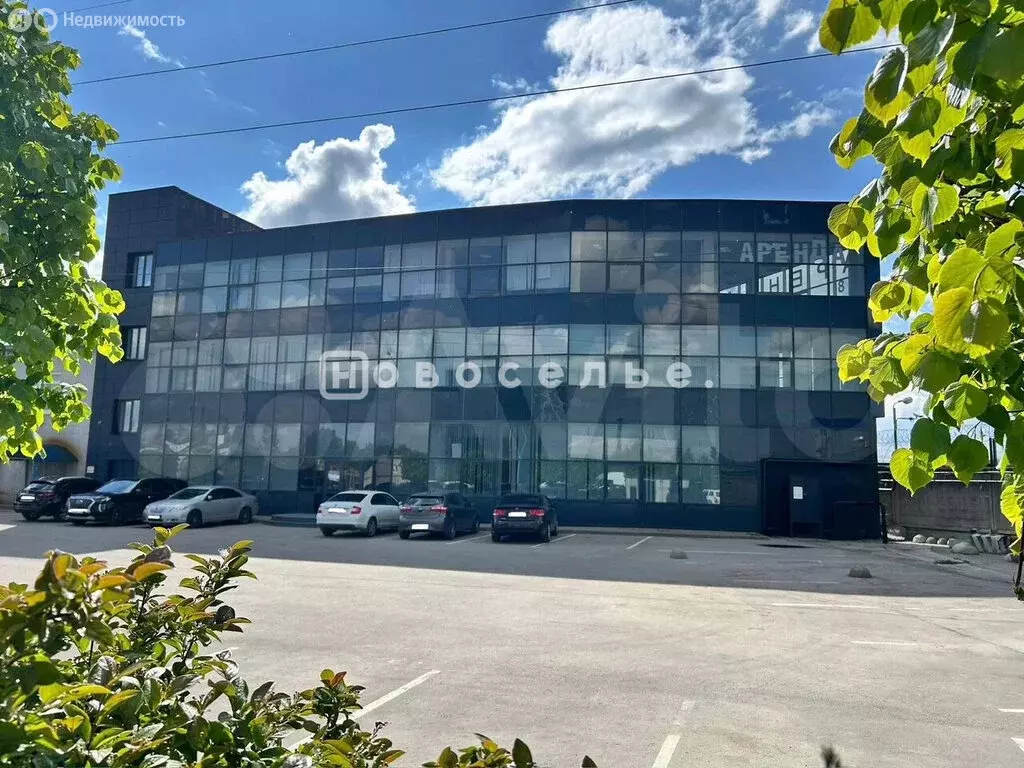 Помещение свободного назначения (1675 м) - Фото 1