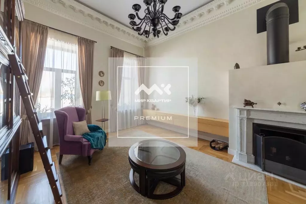4-к кв. Санкт-Петербург наб. Макарова, 14 (133.0 м) - Фото 0