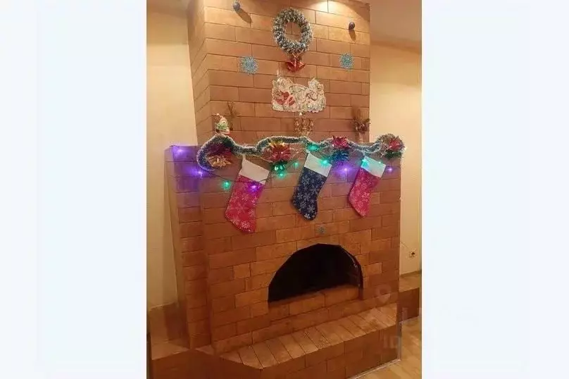 Дом в Омская область, Омск ул. 9-я Любинская, 98 (580 м) - Фото 2