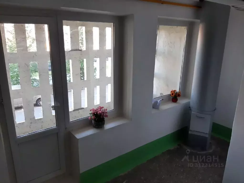 3-к кв. Курганская область, Курган Заозерный жилрайон, 6-й мкр, 15 ... - Фото 1