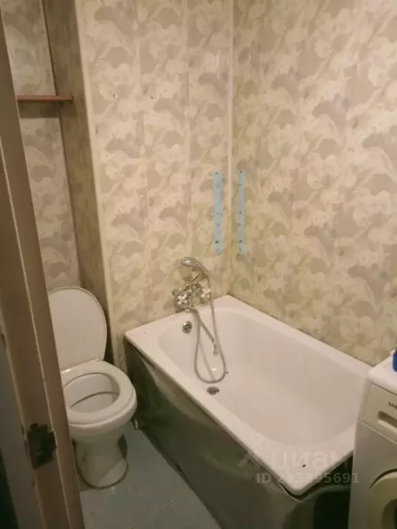 1-к кв. Саратовская область, Энгельс Комсомольская ул., 145 (30.0 м) - Фото 0