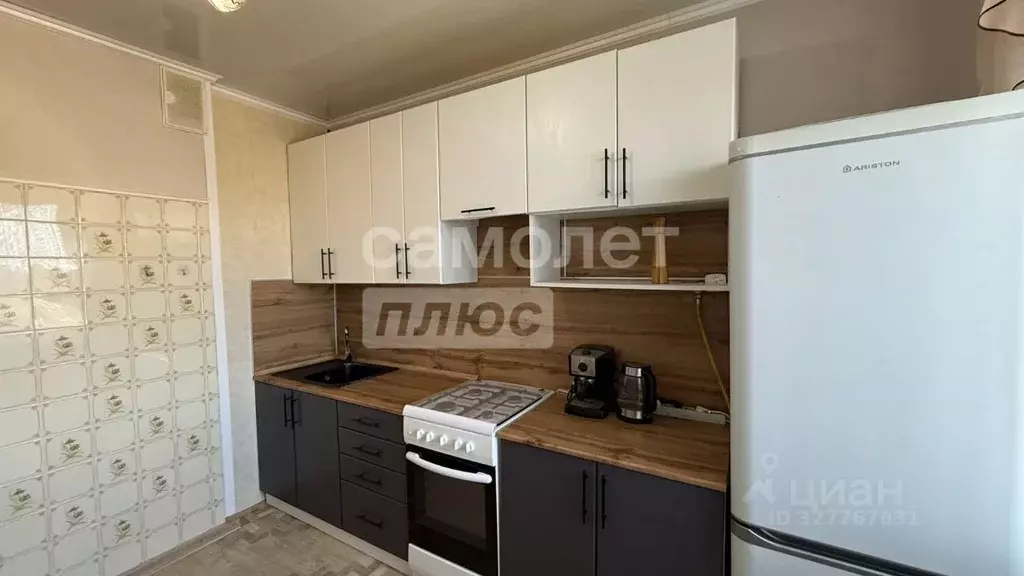 3-к кв. Курская область, Курск Кавказская ул., 37 (59.4 м) - Фото 2