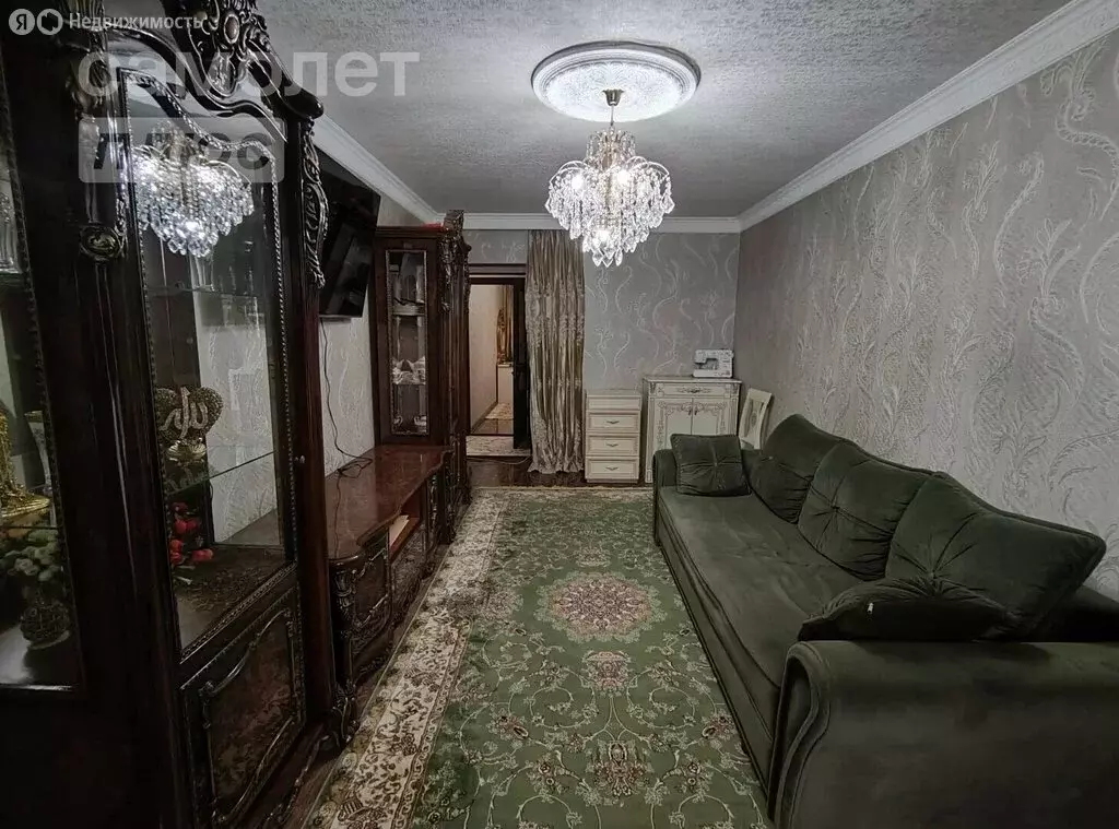 2-комнатная квартира: Аргун, улица А.А. Кадырова, 95 (55 м) - Фото 1