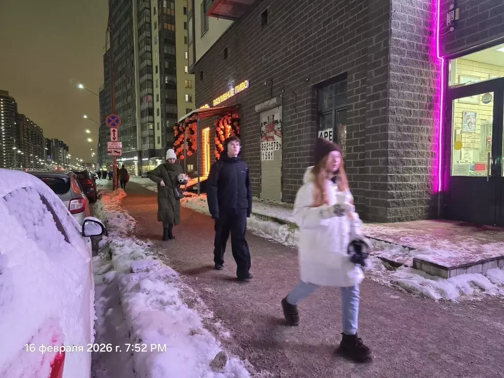 Помещение свободного назначения в Ленинградская область, Мурино ... - Фото 2