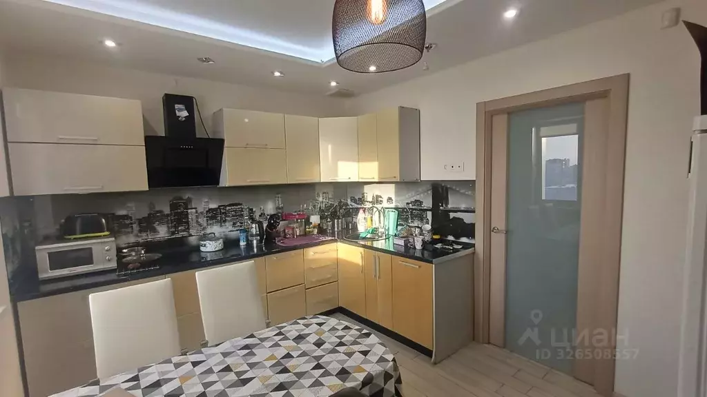 4-к кв. Алтайский край, Барнаул Молодежная ул., 59 (91.8 м) - Фото 2