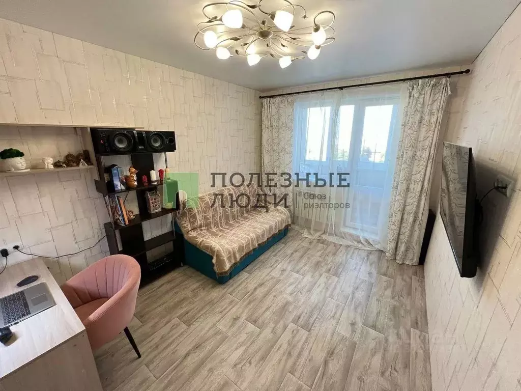 3-к кв. Саратовская область, Саратов проезд 4-й Гвардейский, 1 (77.4 ... - Фото 0