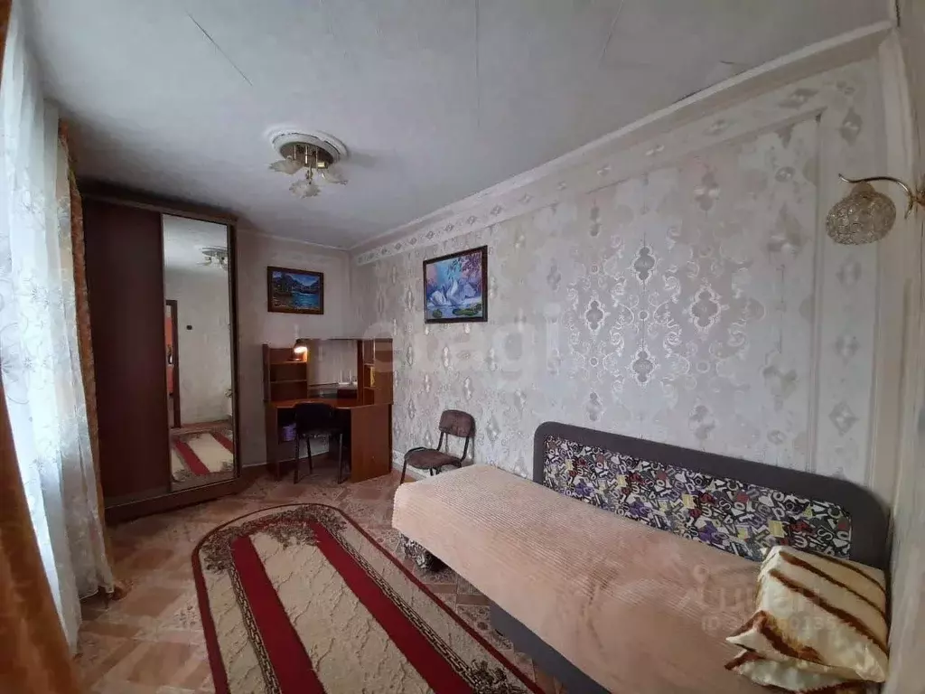 3-к кв. Иркутская область, Усть-Кут ул. Реброва-Денисова, 33 (52.0 м) - Фото 0