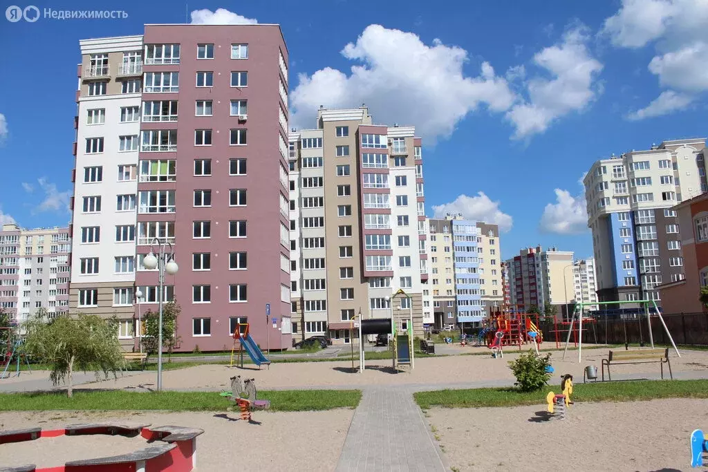 2-комнатная квартира: Калининград, Таврическая улица, 1 (64.1 м) - Фото 2