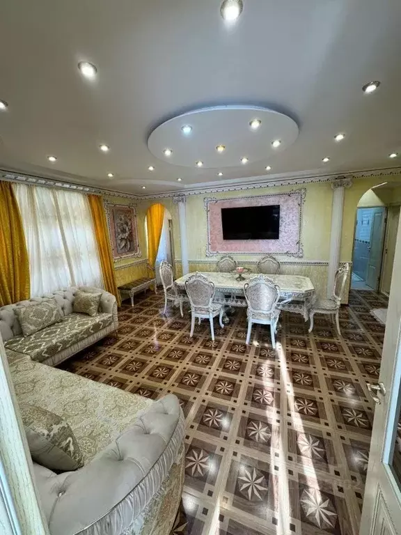 Дом в Москва д. Губкино, 37с2 (550 м) - Фото 1