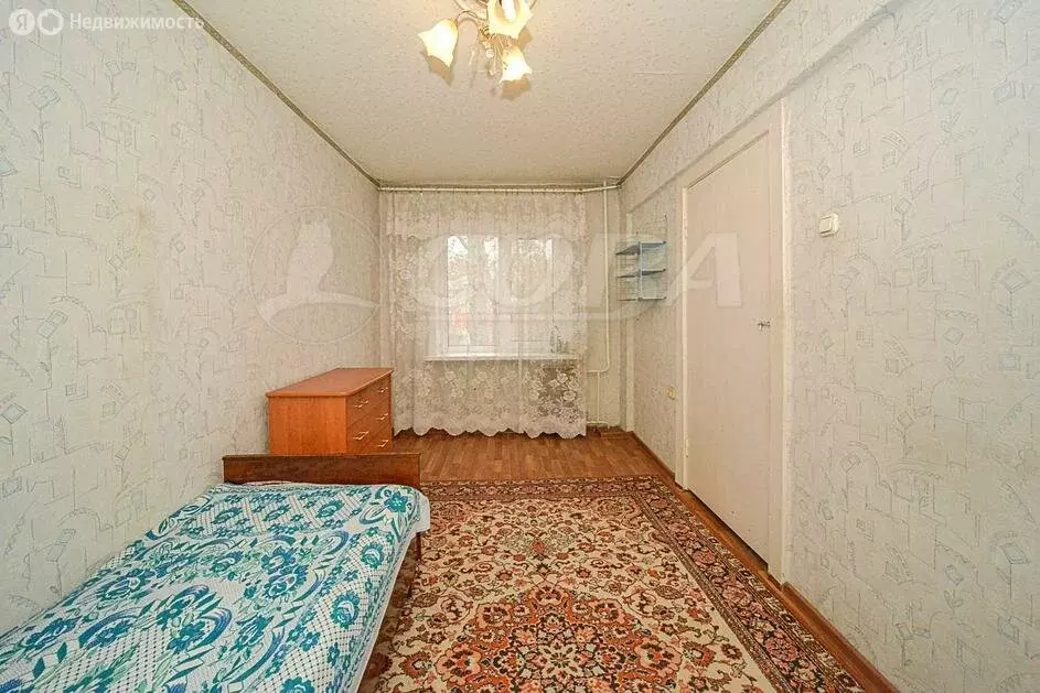 3-комнатная квартира: Тюмень, улица 50 лет ВЛКСМ, 99 (56 м) - Фото 0