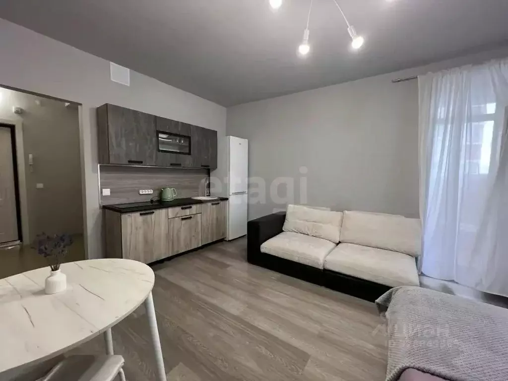 Студия Тюменская область, Тюмень ул. 50 лет ВЛКСМ, 13к2 (28.4 м) - Фото 0