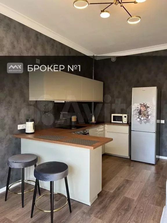 1-к. квартира, 56 м, 3/8 эт. - Фото 1