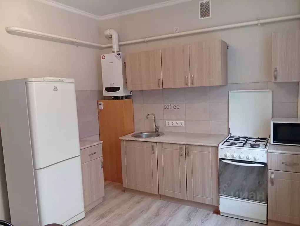 2-к кв. Калининградская область, Гурьевск Строительная ул., 15А (70.0 ... - Фото 1