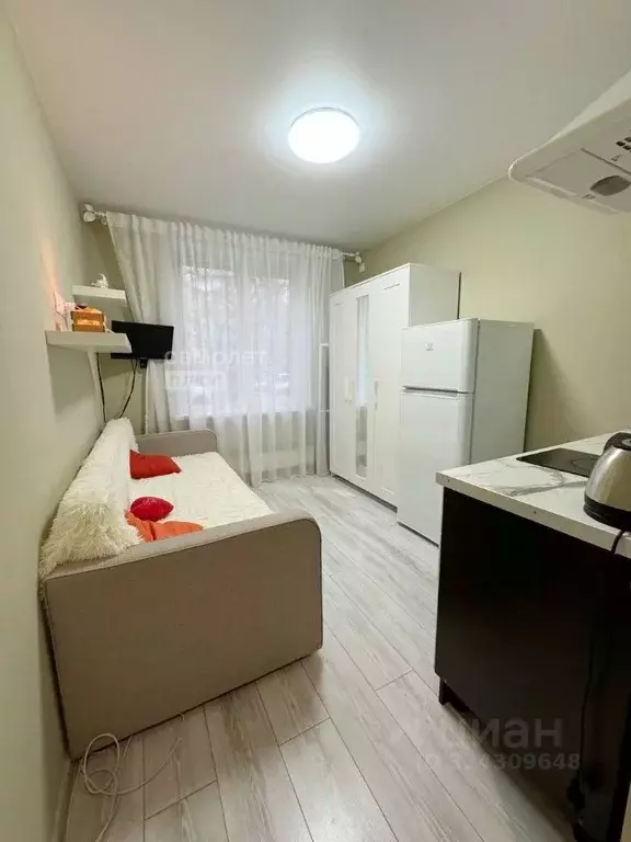 Комната Москва ул. Коненкова, 11Б (13.3 м) - Фото 1