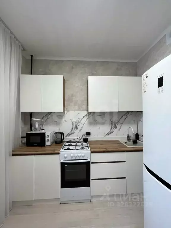 1-к кв. Ямало-Ненецкий АО, Новый Уренгой Строителей мкр, 5к5 (40.0 м) - Фото 1