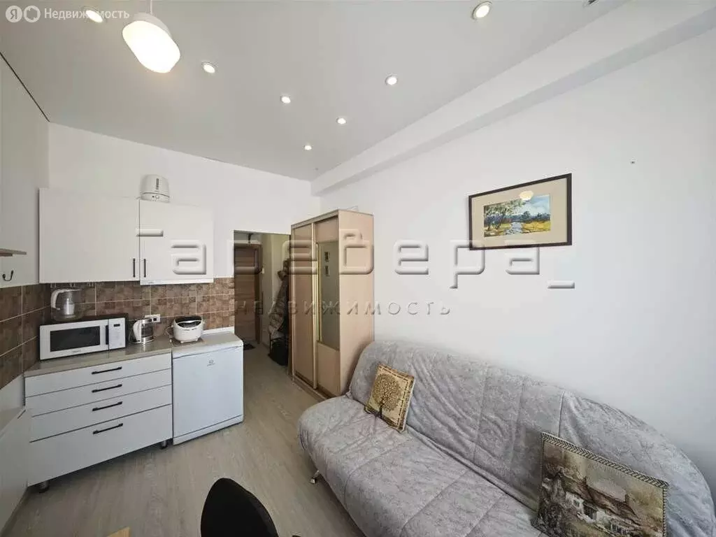 1-комнатная квартира: Красноярск, Ленинградская улица, 42 (18 м) - Фото 1