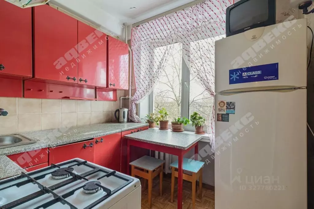 2-к кв. Санкт-Петербург просп. Космонавтов, 15 (44.5 м) - Фото 1