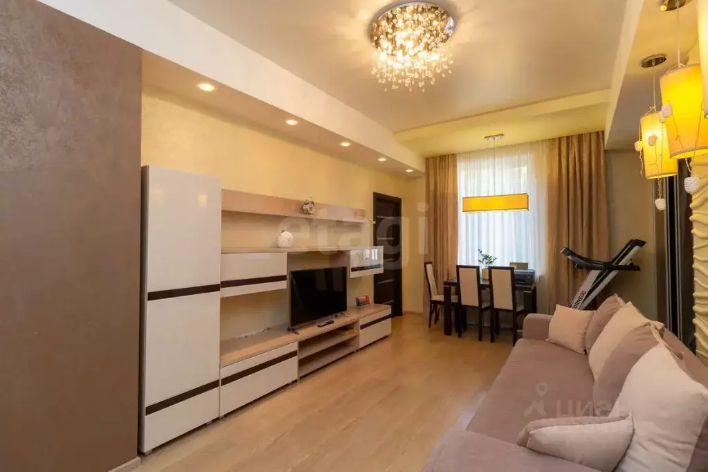 3-к кв. Красноярский край, Красноярск просп. Мира, 124 (80.0 м) - Фото 1