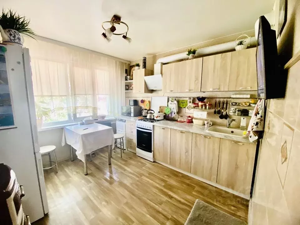 2-к кв. Пензенская область, Пенза просп. Строителей, 84 (50.3 м) - Фото 1