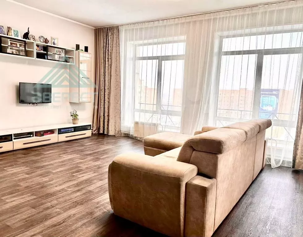 Квартира-студия, 79,8 м, 9/9 эт. - Фото 1