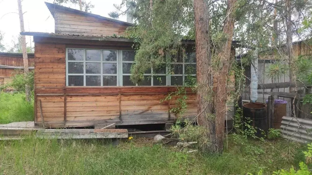 Дом в Саха (Якутия), Якутск ул. Благодатная (60 м) - Фото 1