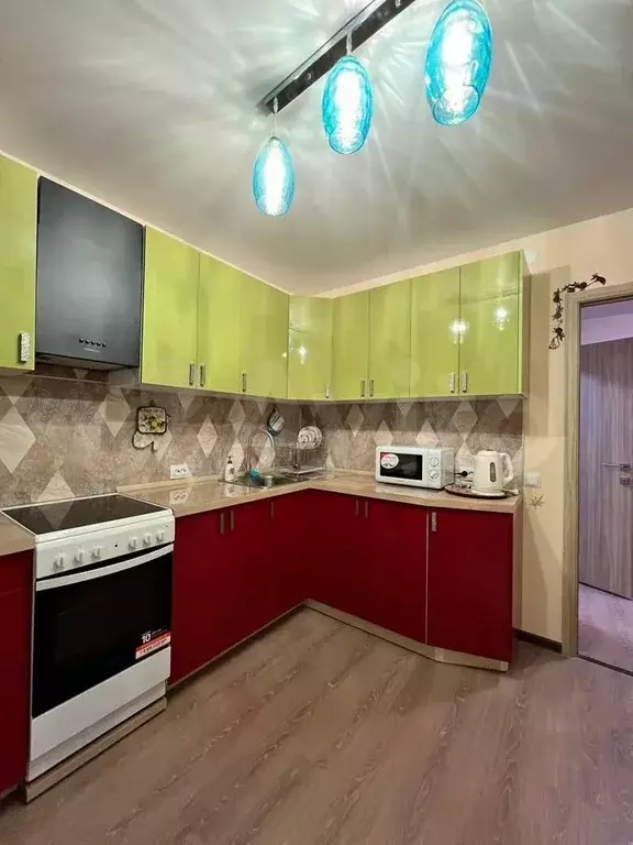 1-к. квартира, 35 м, 7/10 эт. - Фото 0