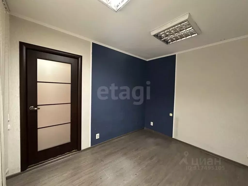 Офис в Белгородская область, Белгород ул. Губкина, 15в (50 м) - Фото 1