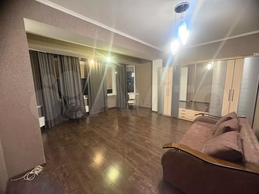 2-к. квартира, 70 м, 7/10 эт. - Фото 0