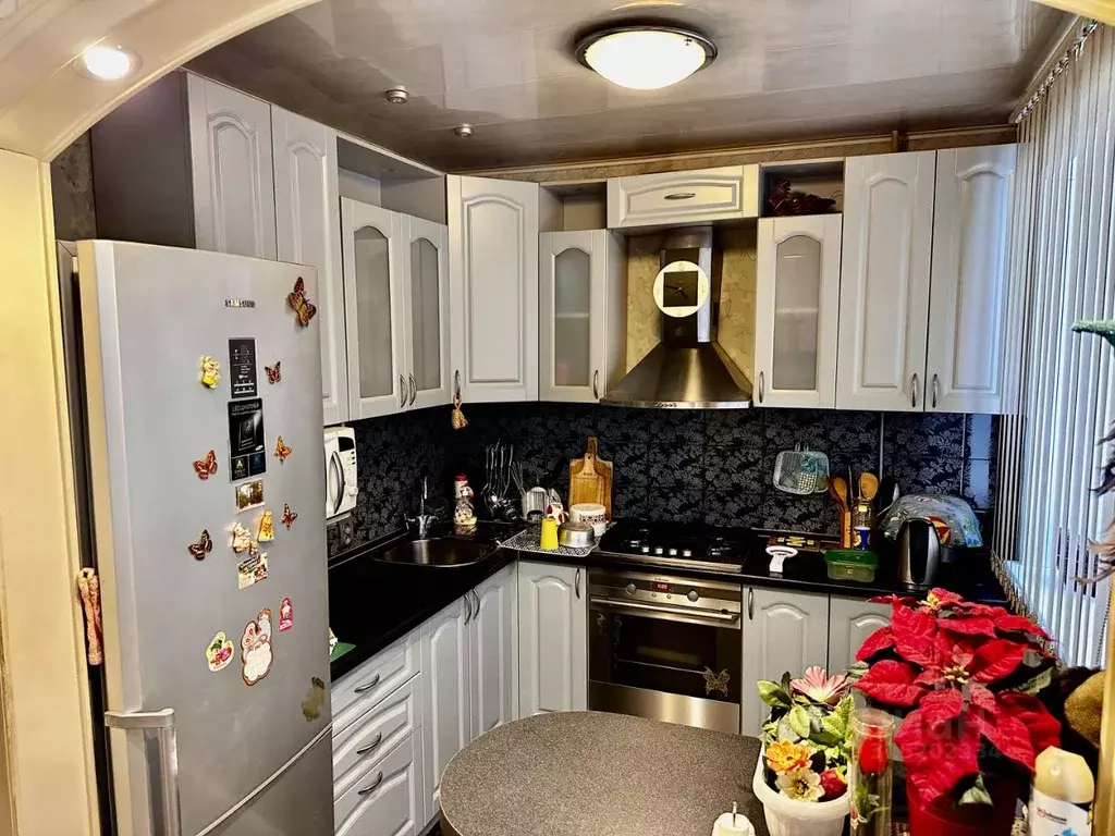 3-к кв. Мурманская область, Мурманск ул. Адмирала флота Лобова, 48 ... - Фото 2