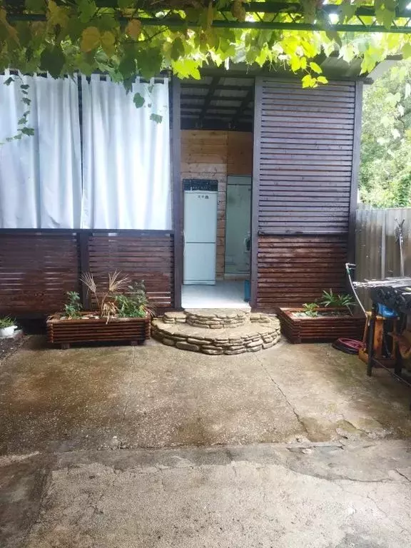 Комната Краснодарский край, Сочи ул. Ленина, 202 - Фото 1