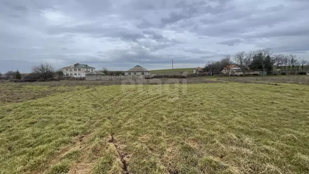 Участок в Крым, Симферопольский район, Перовское с/пос, с. Веселое  ... - Фото 1