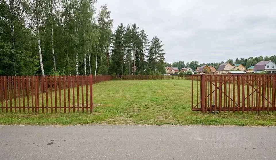 Участок в Московская область, Истра муниципальный округ, д. Граворново ... - Фото 2