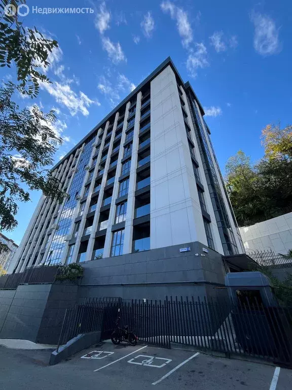 2-комнатная квартира: Сочи, микрорайон Новый Сочи, улица Цюрупы, 13Д ... - Фото 1