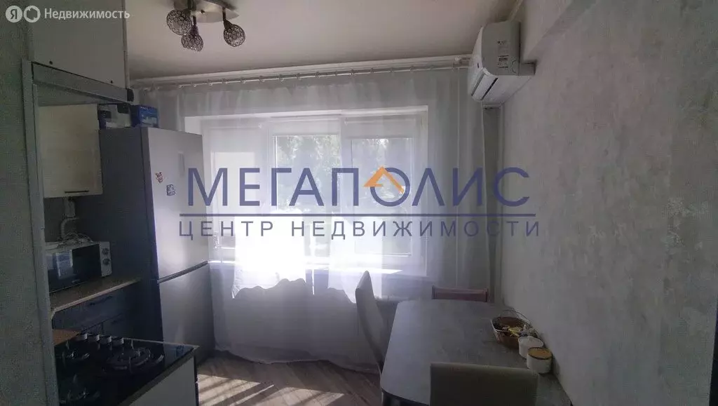 3-комнатная квартира: Балаково, Минская улица, 39 (50.6 м) - Фото 0