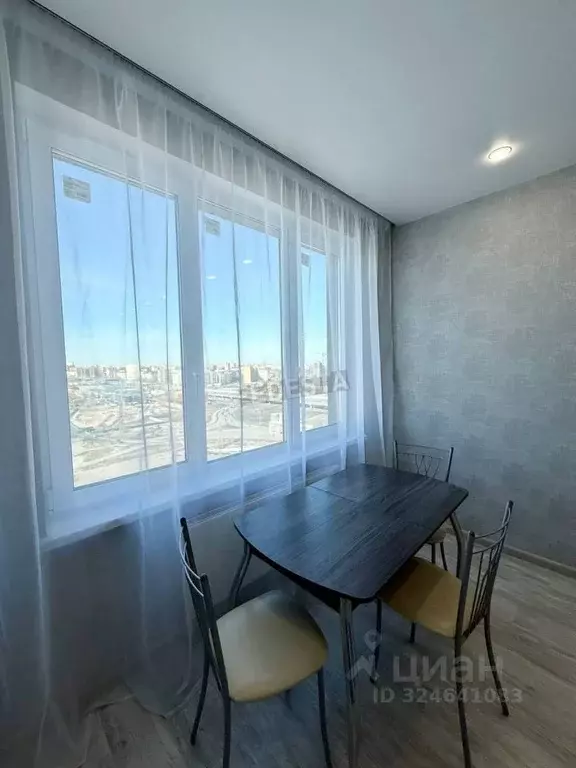 1-к кв. Тюменская область, Тюмень ул. Эльвиры Федоровой, 1 (37.0 м) - Фото 2